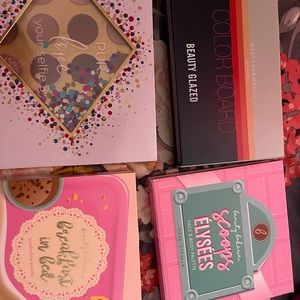4 palettes 1 bundle!